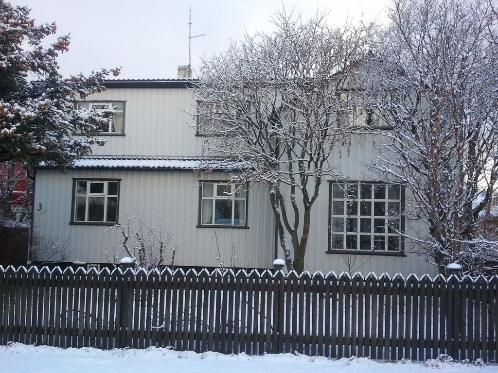 Bed And Books B&B Reikiavik Exterior foto